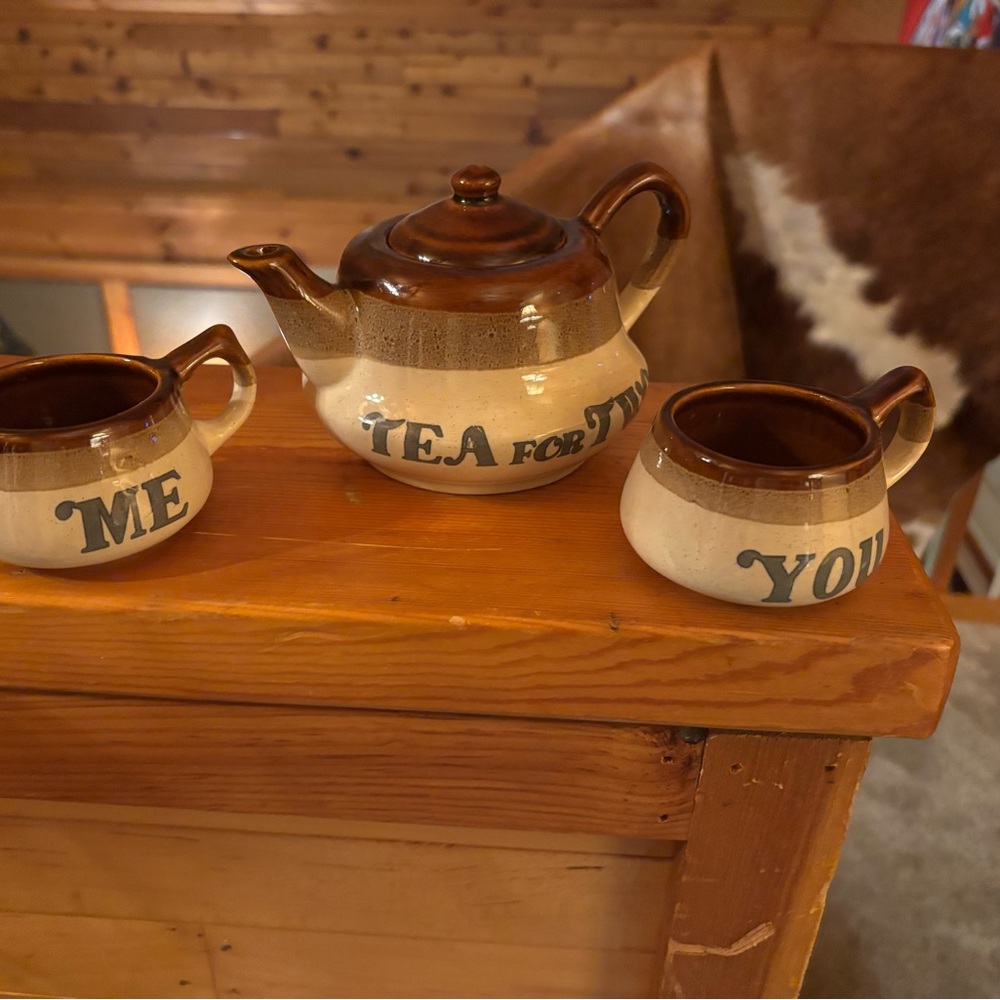 Rustic Brown and Cream Tea Set